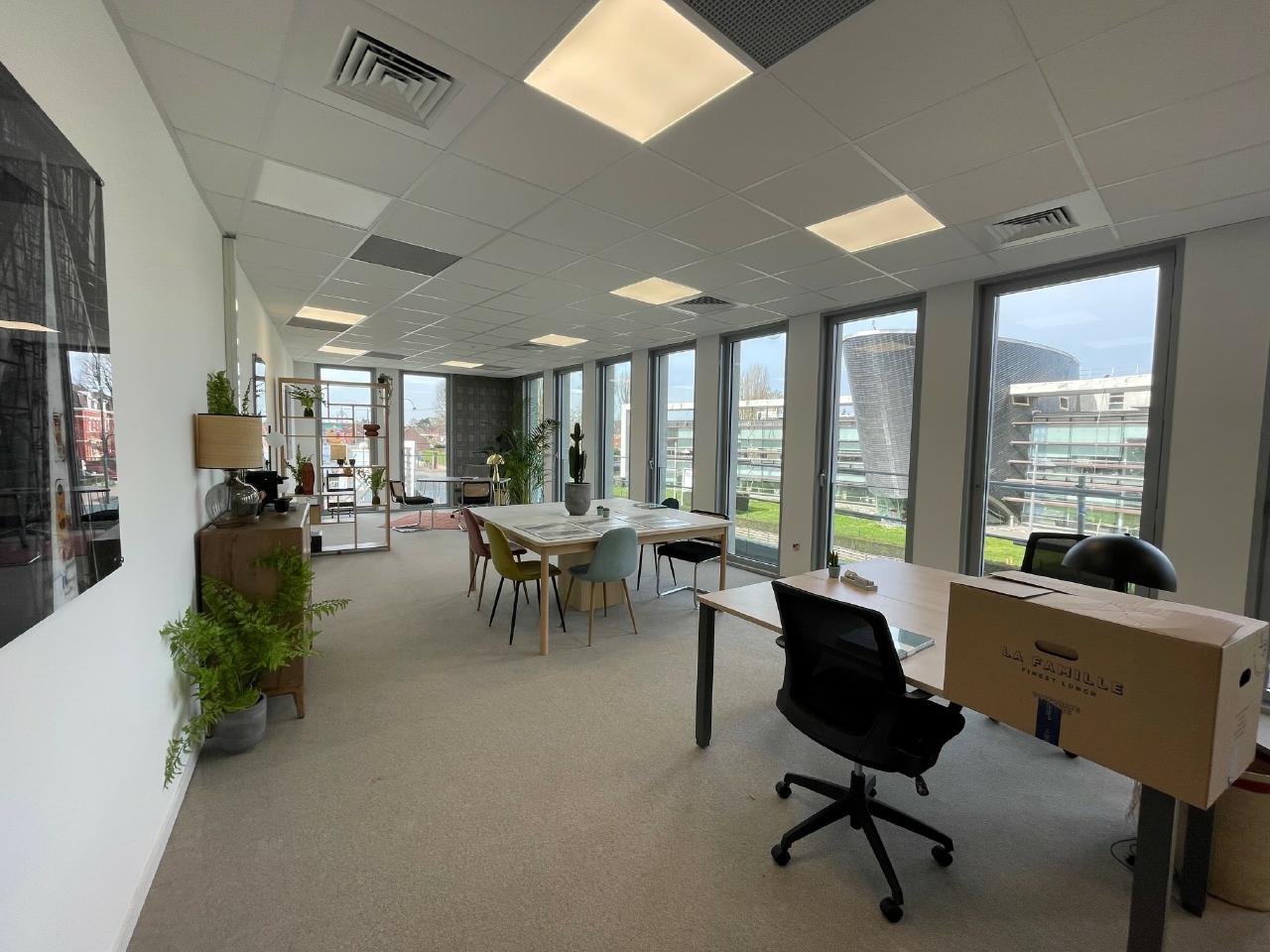 Bureau Villeneuve-d'Ascq 325m² Location bureau Villeneuve-d'Ascq Nord OLBUR2204766 0